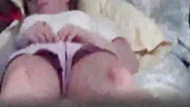 رابطه جنسی با زن جوان روس. سکس با زن دکتر