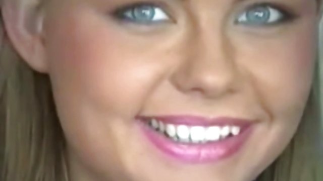 بازرگانان کارمندان را در تمام ترک ها لعنتی می کنند. کلیپ سکسی دکتر زنان