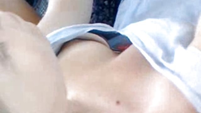 دافنه از ویبراتور مورد علاقه خود فیلم دکتر سکسی راضی است.